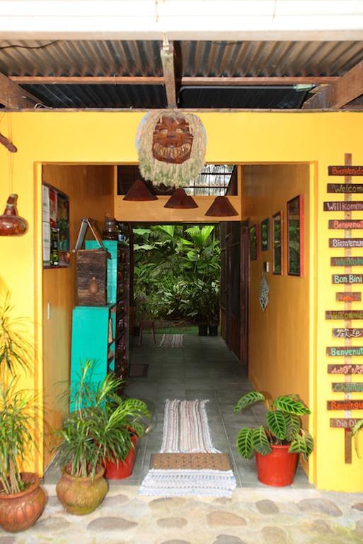 Casa Rio Blanco Eco Friendly B&B Guápiles Eksteriør bilde